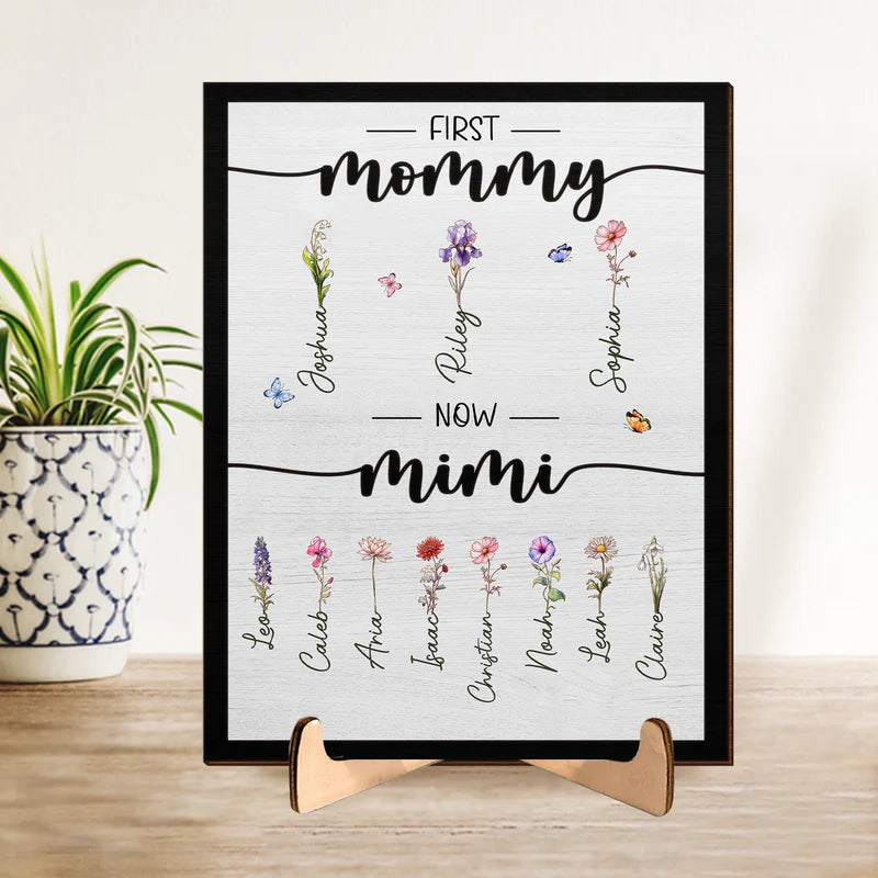 Schild „Erst Mama, jetzt Oma“, personalisiertes Geburtsblumengeschenk – Individuelles 2-lagiges Holzschild mit Ständer