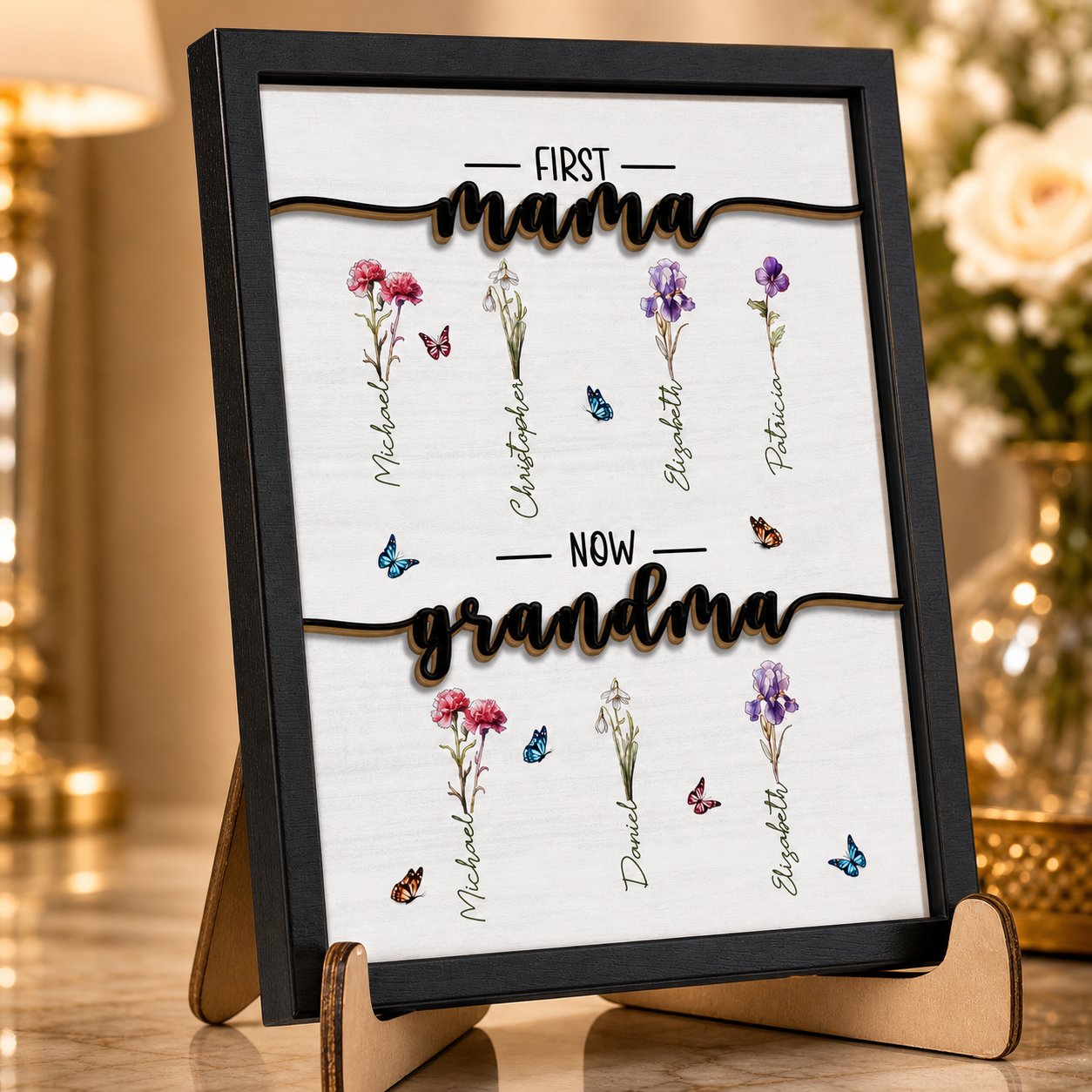 Schild „Erst Mama, jetzt Oma“, personalisiertes Geburtsblumengeschenk – Individuelles 2-lagiges Holzschild mit Ständer