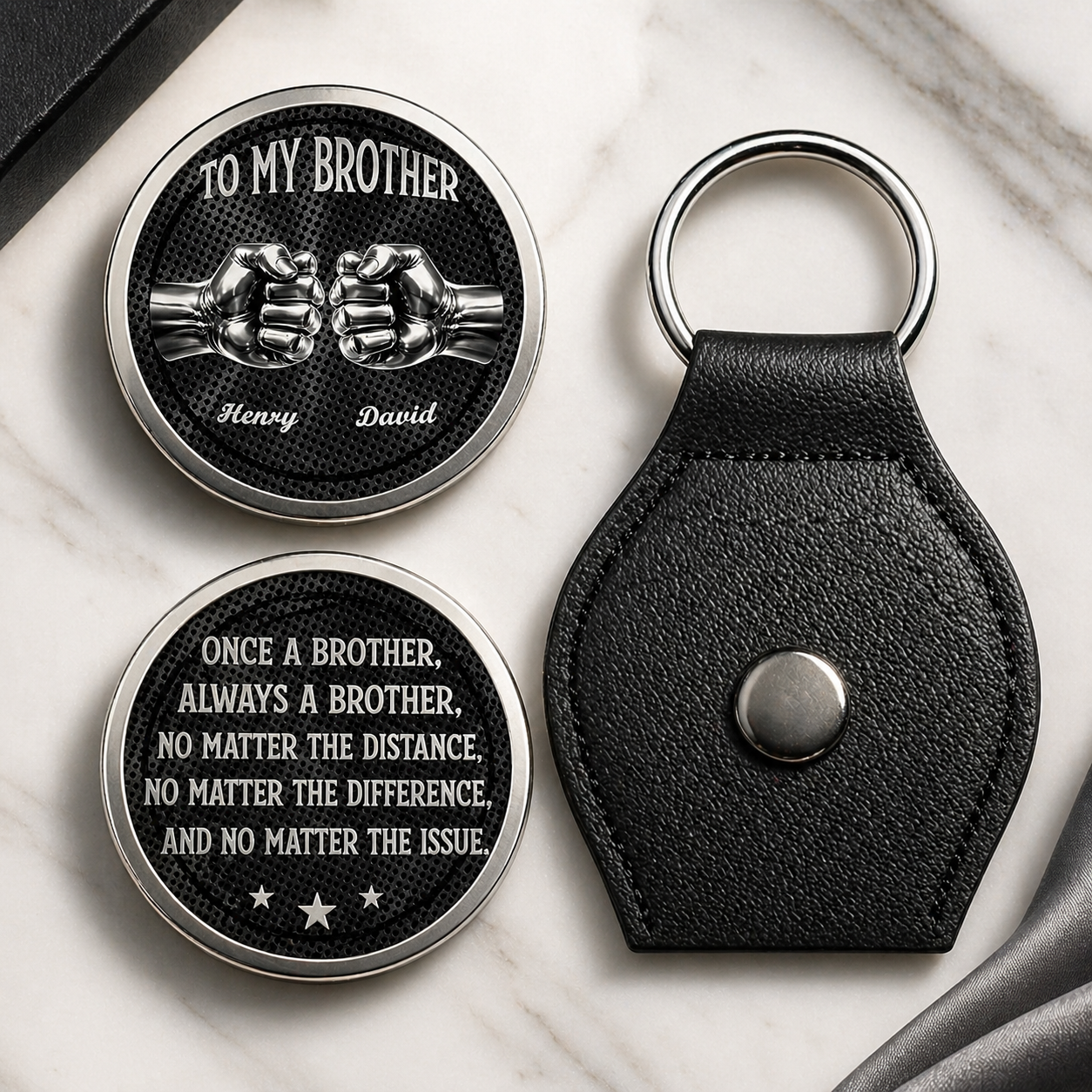 Individueller Taschenumarmung-Token für Bruder – Personalisiertes Geschenk, Leder-Schlüsselanhänger, Edelstahlmünze – Geschenk für Fernbeziehung